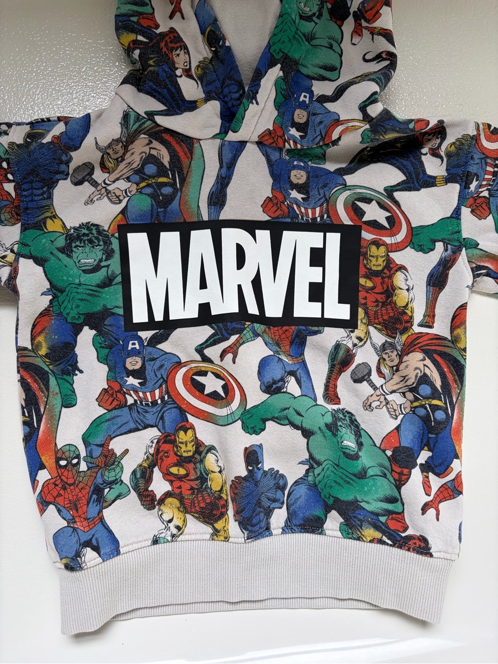 H&M Marvel hoodie 3T